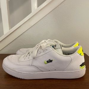 Nike Heritage Swoosh Court Vision Size 12